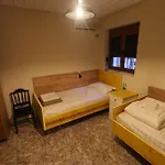 18 Auberge de jeunesse *