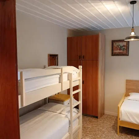 81 Ostello Tirana